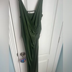 Zara women’s dress size small